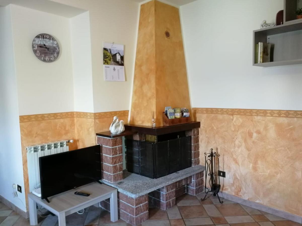 L'Antico Borgo, Un Mix Di Storia E Romanticismo Villa Lierna Eksteriør bilde