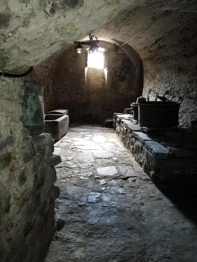 L'Antico Borgo, Un Mix Di Storia E Romanticismo Villa Lierna Eksteriør bilde