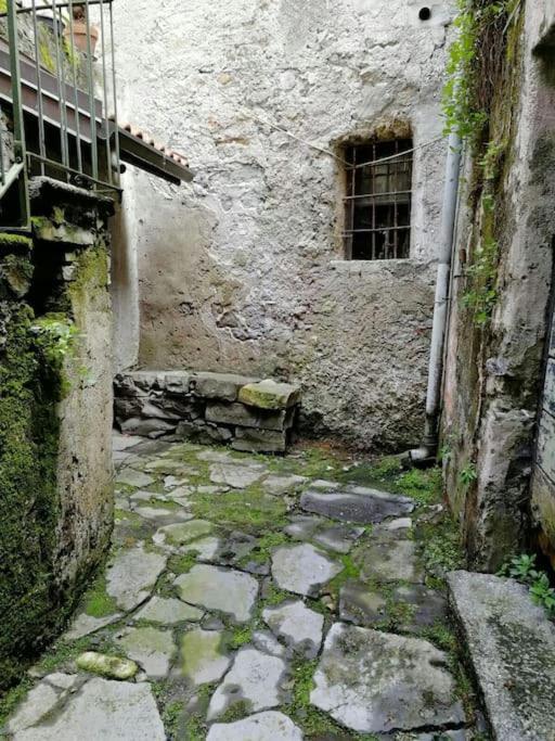 L'Antico Borgo, Un Mix Di Storia E Romanticismo Villa Lierna Eksteriør bilde